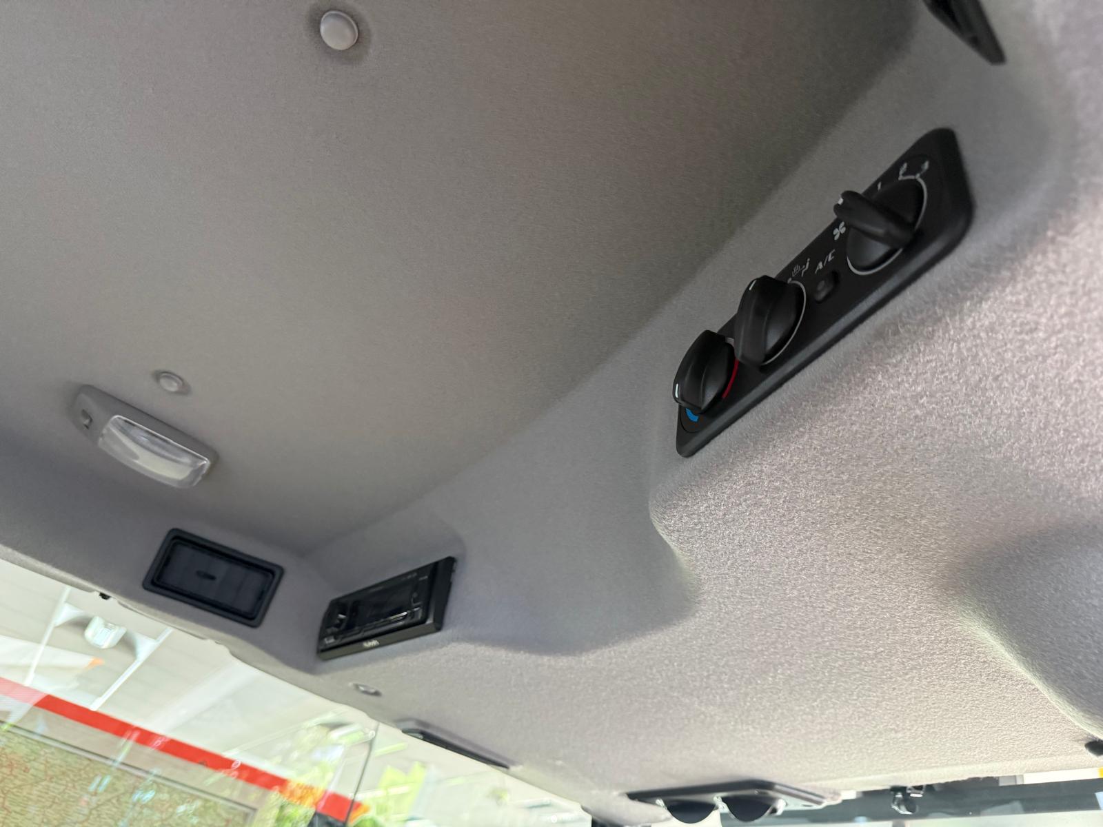 Kubota LX 401 CAB Traktor – Bild 17