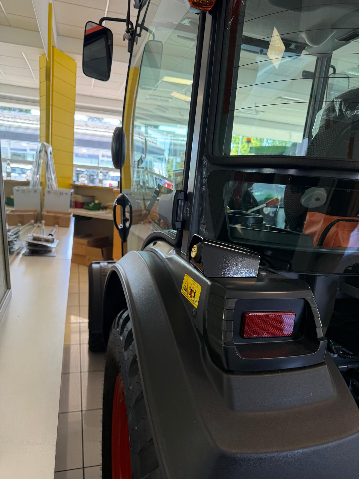 Kubota LX 401 CAB Traktor – Bild 10