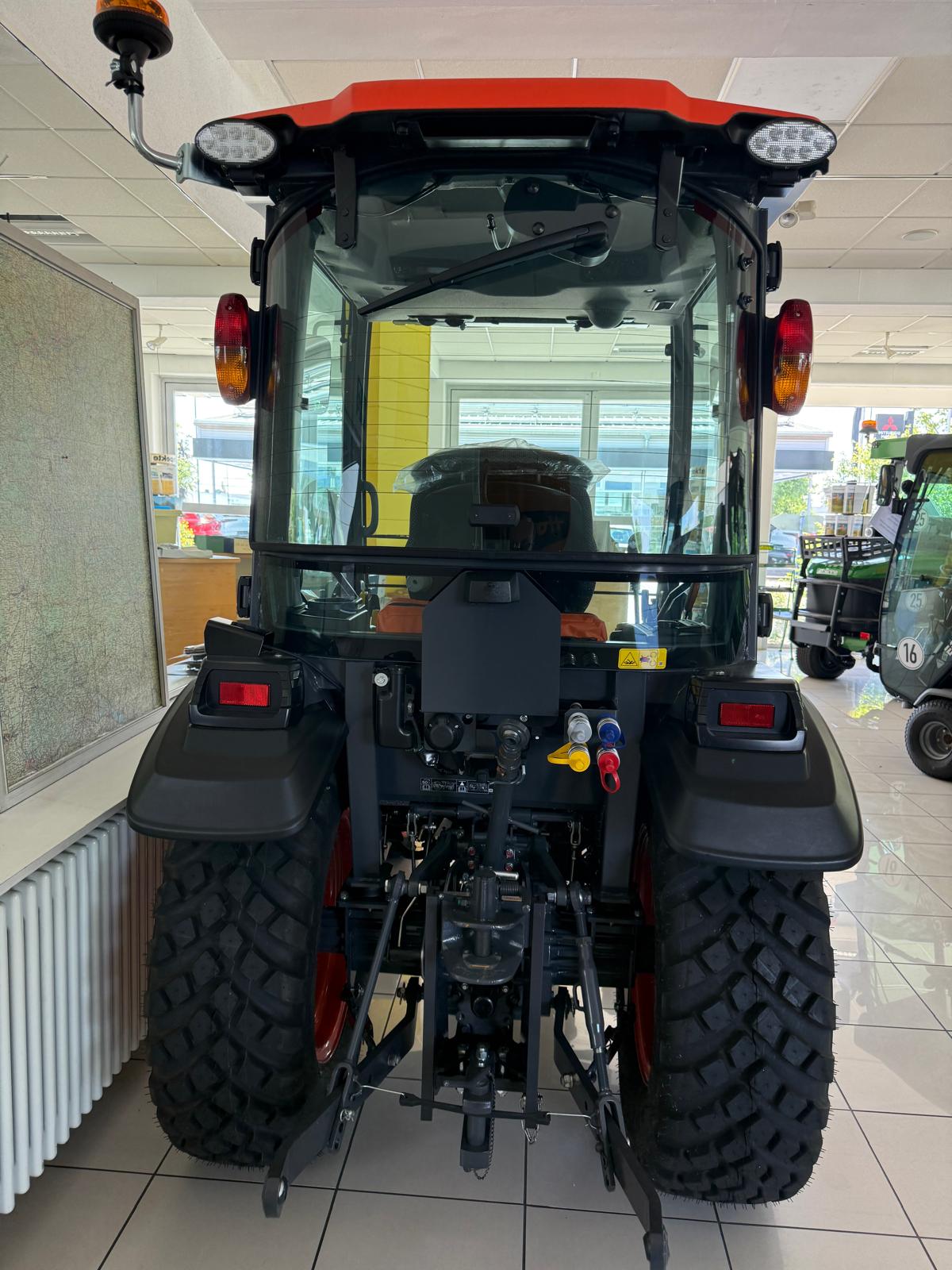 Kubota LX 401 CAB Traktor – Bild 9