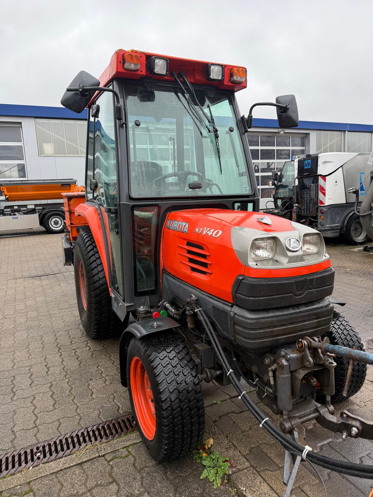 Kubota STV 40