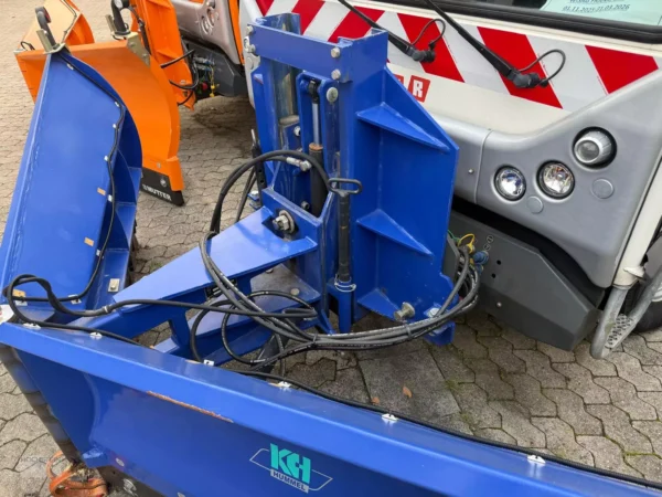 BOKI KOMMUNALFAHRZEUG 1352T – Bild 5